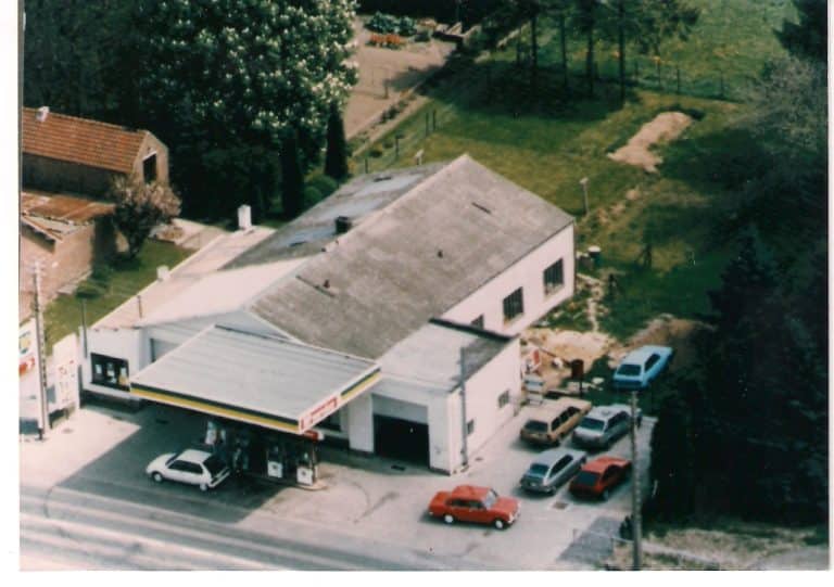 Vue du ciel de la station essence